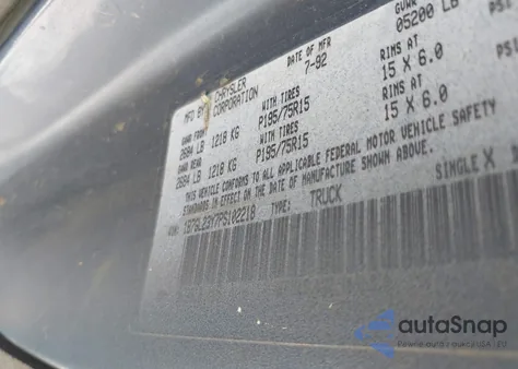 1993 Dodge Dakota z USA, uszkodzony, nr VIN 1B7GL23Y7PS102218